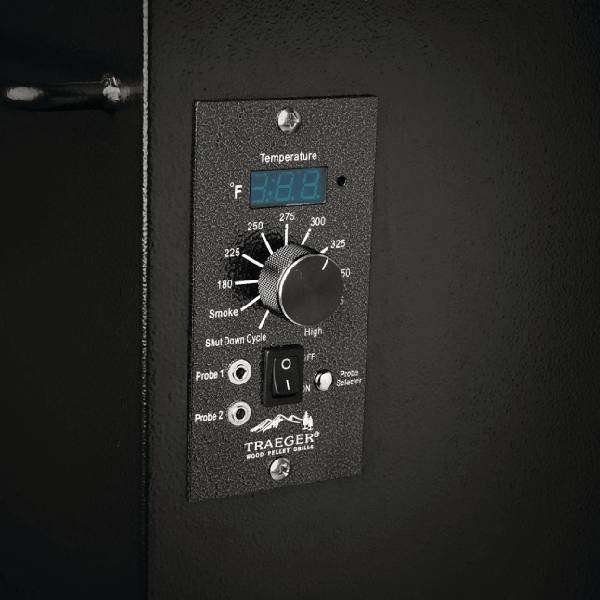 תמונה של מעשנת פלט טרייגר "פרו" 22 - TRAEGER PRO - מרכז החימום
